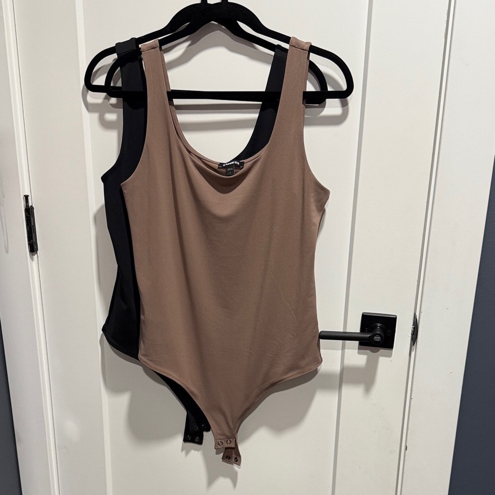 Express Tan and Black Tank Bodysuit Bundle Large EUC